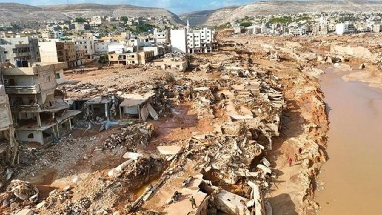 Libya'da 510 kişi enkaz altından sağ çıkarıldı
