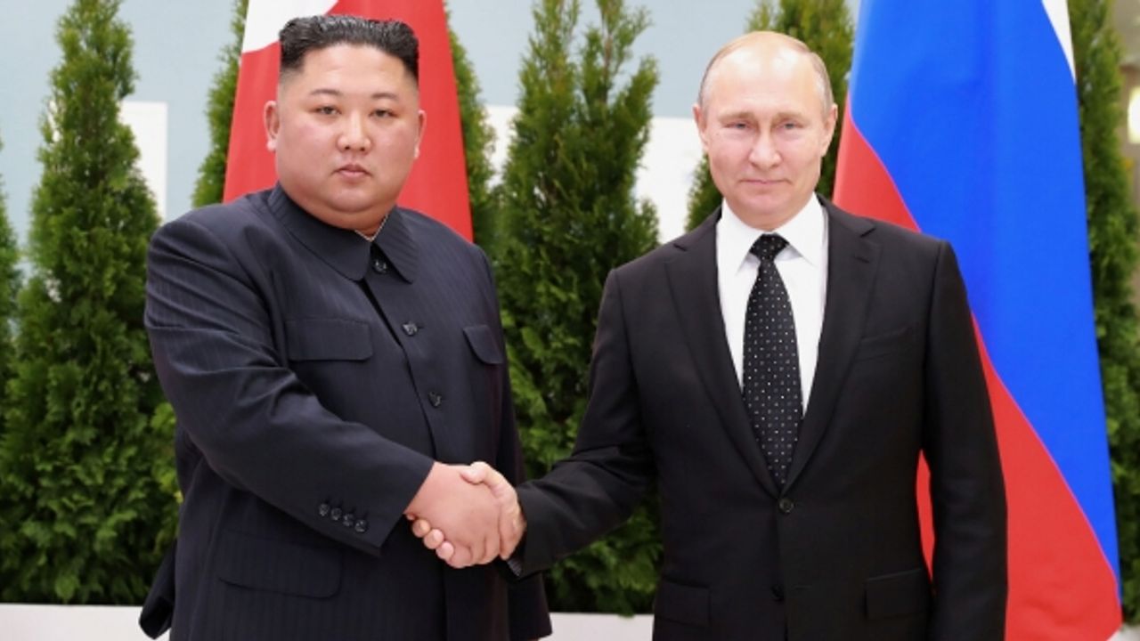 Putin ile Kuzey Kore lideri Kim bir araya geldi