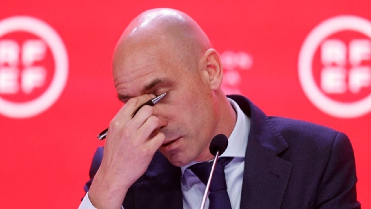 RFEF Başkanı Rubiales istifa etti
