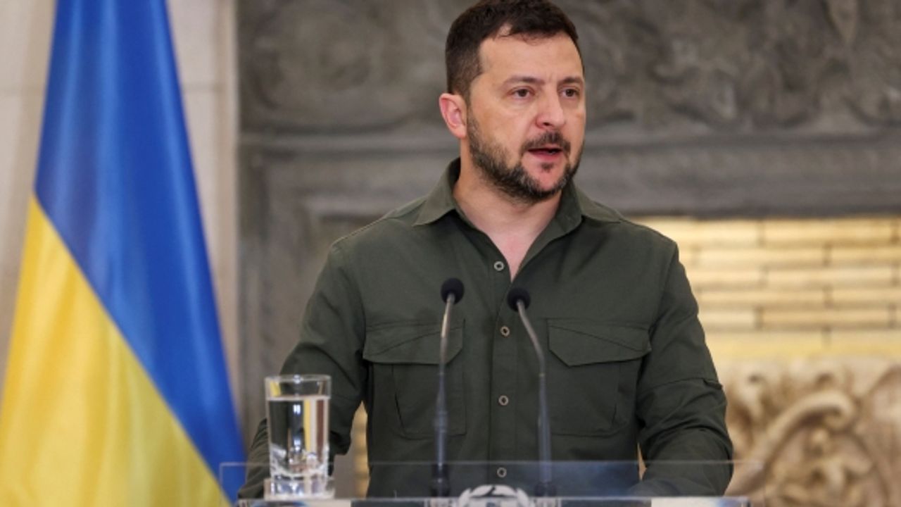 Zelenskiy, Kırım Tatar Türkü Umerov'u Savunma Bakanı olarak atadı