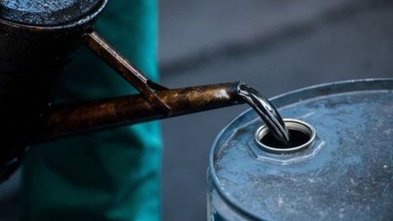 Brent petrolün varil fiyatı 85,52 dolar