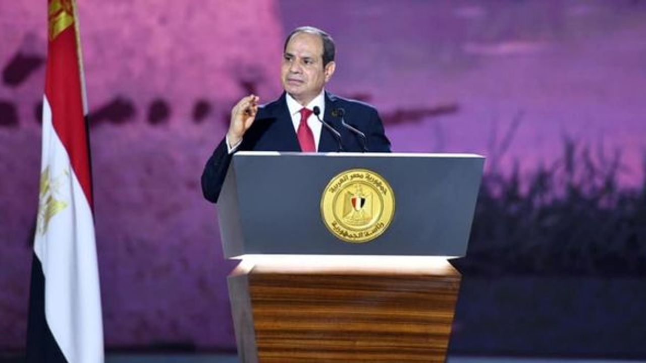 Mısır Cumhurbaşkanı Sisi, üçüncü bir dönem için adaylığını açıkladı