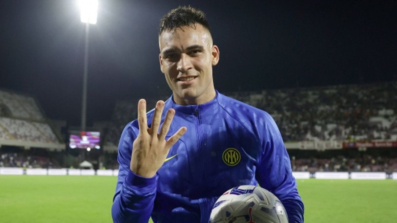 Salerno'da Martinez'in gecesi! Tarihe geçti...
