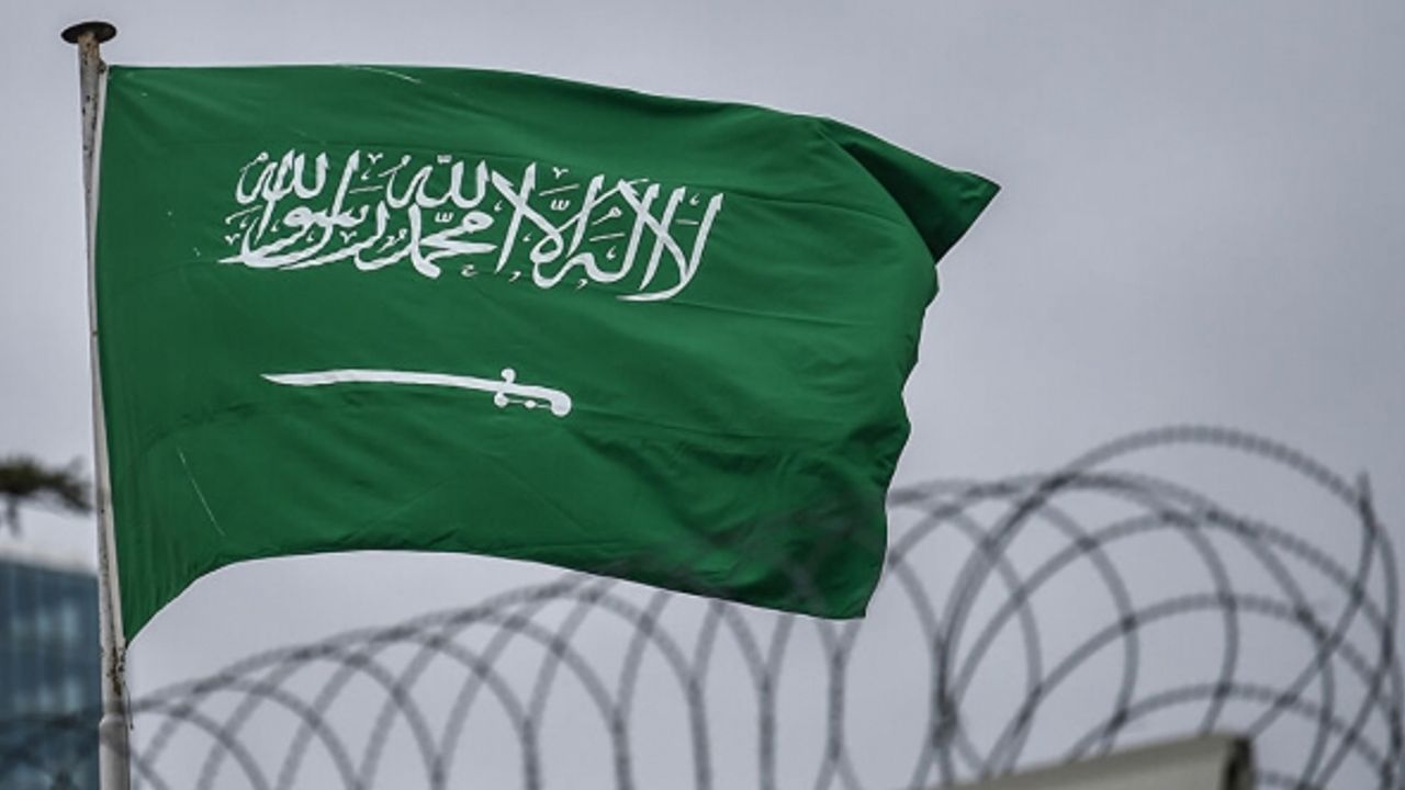 Suudi Arabistan, İsrail ile normalleşme görüşmelerini durdurdu