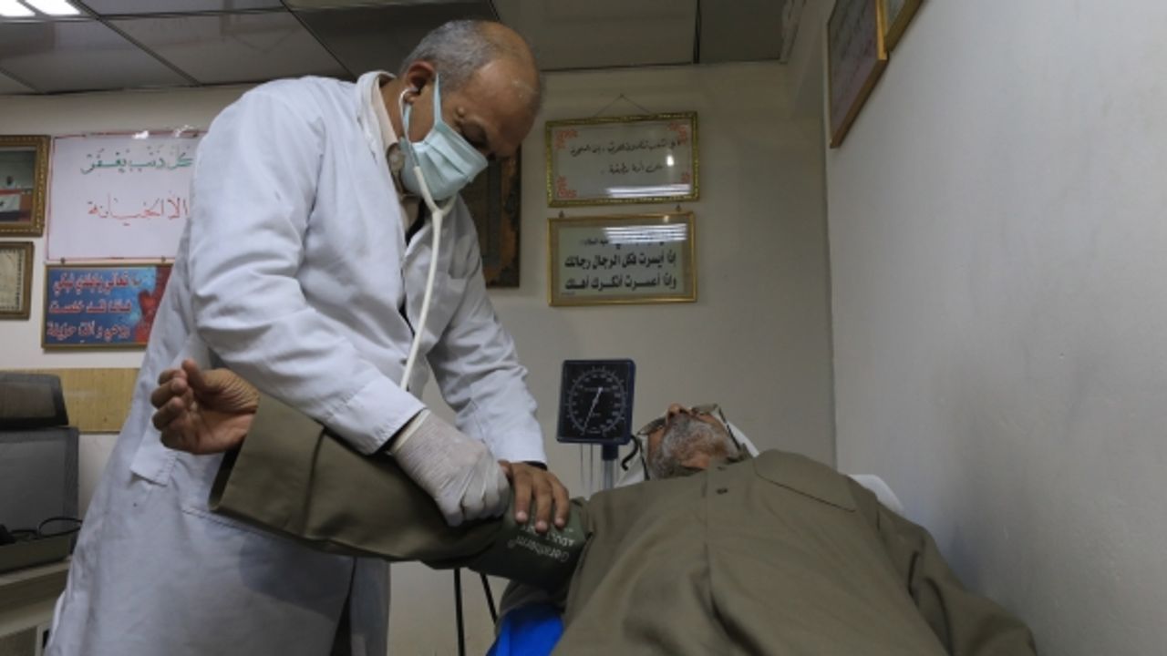Doktor Kubaysi Gazze'de hayatını kaybedenlerin hayrına muayene ücreti almıyor