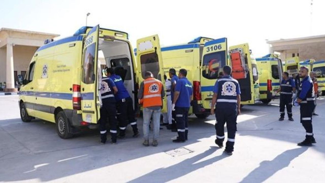 Gazze'den Mısır'a 6 binden fazla yabancı uyruklu ile 236 Filistinli yaralı geçti