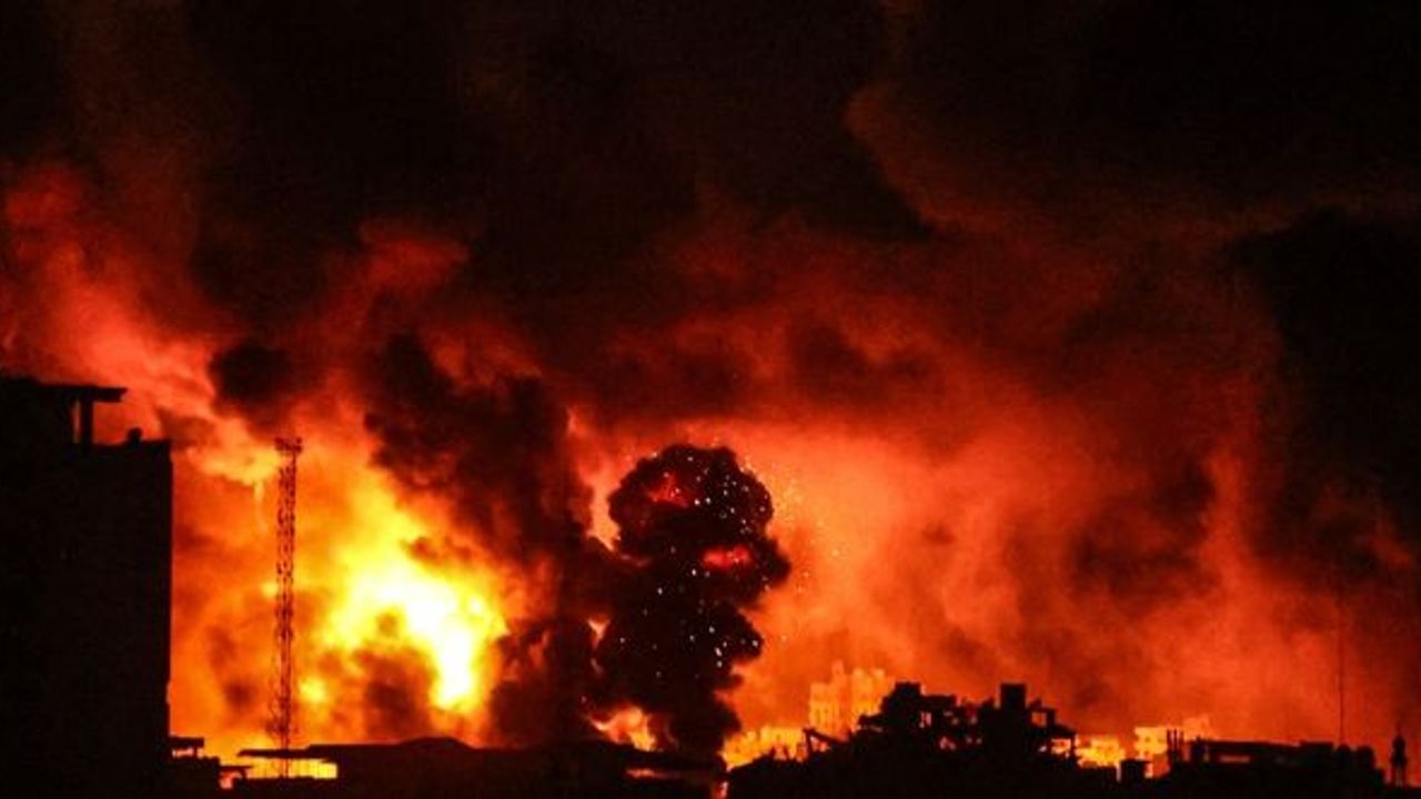 İsrail ordusu, Gazze kentini tamamen kuşattıklarını duyurdu