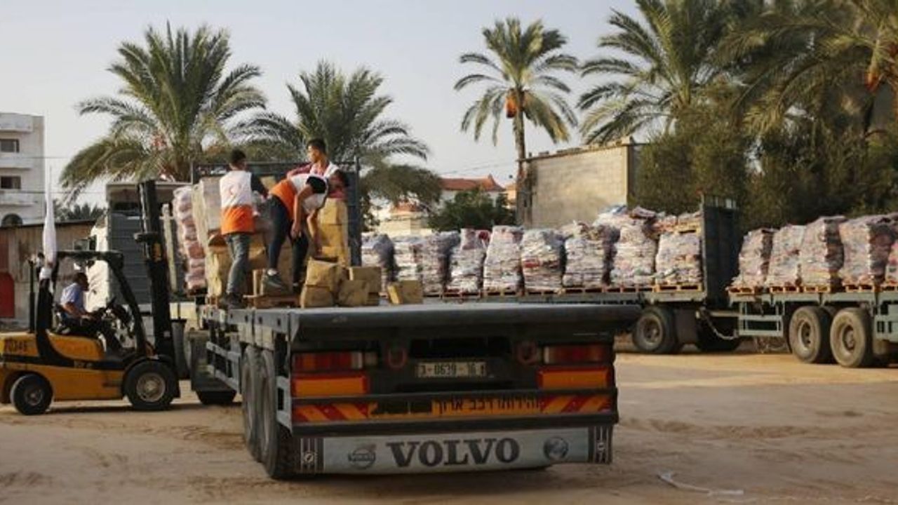 Pakistan'dan Gazze'ye 90 ton insani yardım