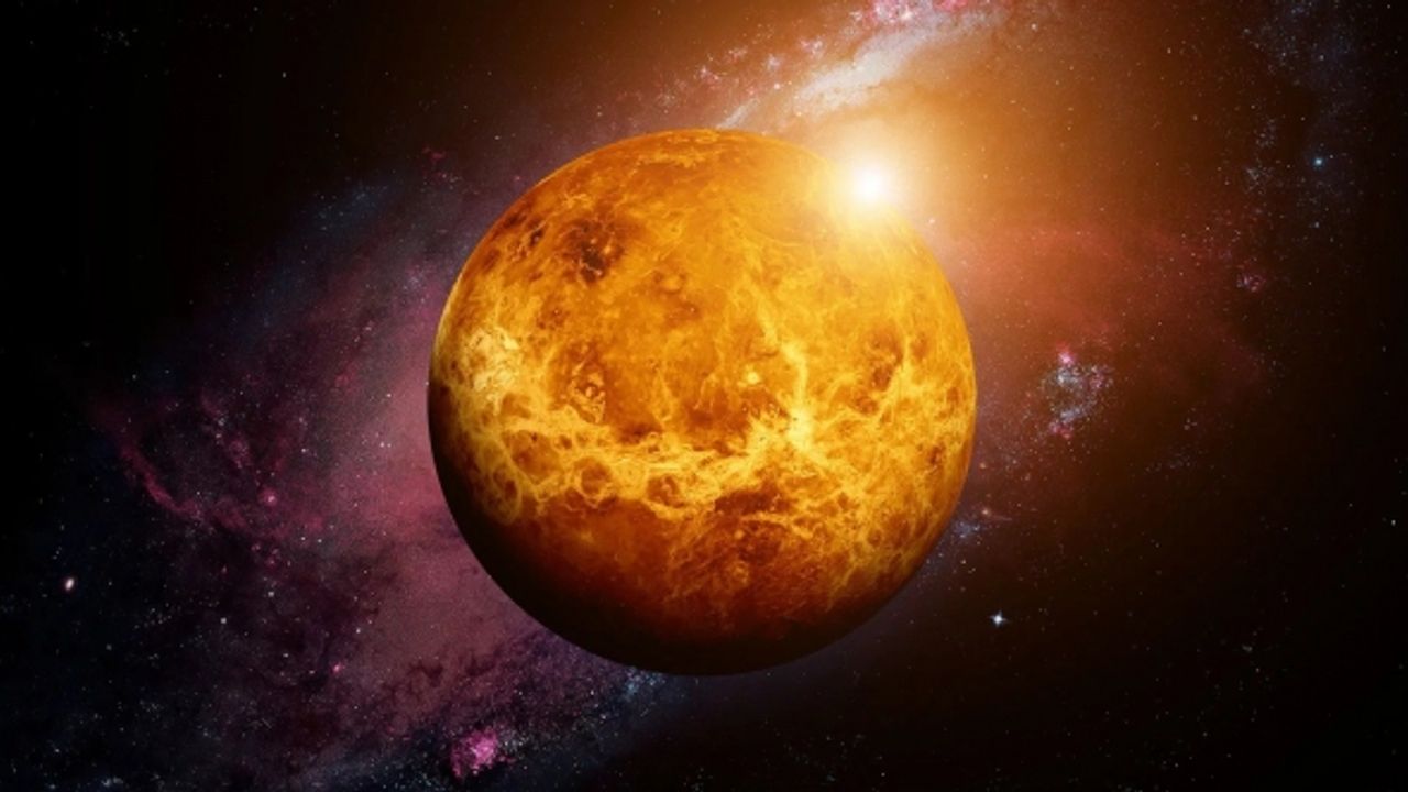 Venüs'ün atmosferinde atomik oksijen tespit edildi