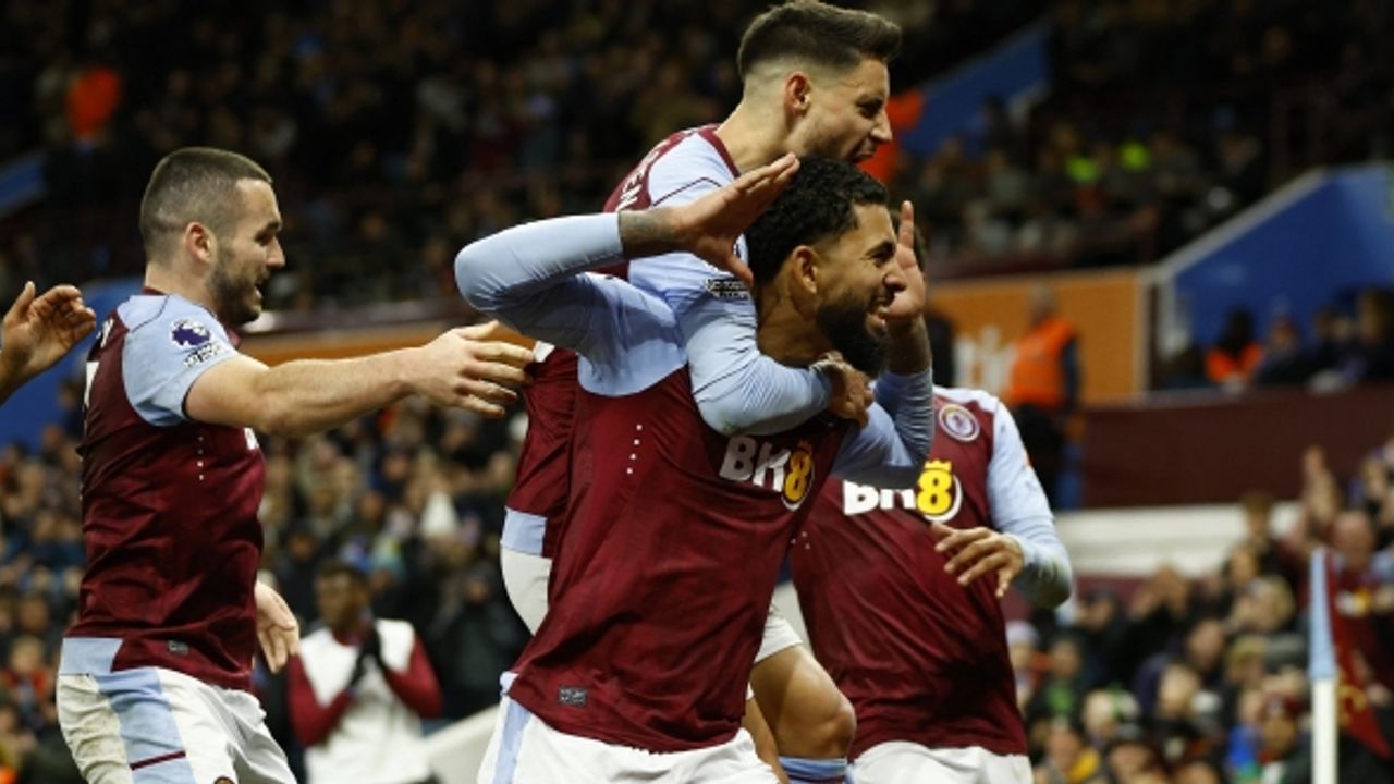 Aston Villa 3 puanı 3 golle aldı