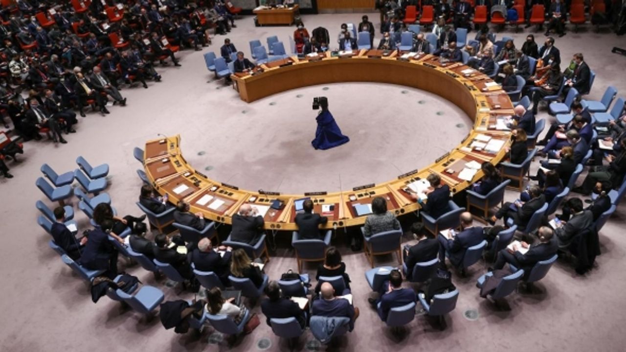 BMGK, yaklaşık 30 yılın ardından Somali'ye yönelik silah ambargosunu kaldırdı