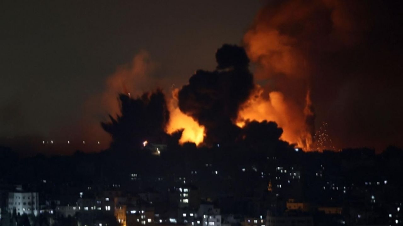 İsrail ordusu, gece boyunca Gazze'de 200 yeri vurdu