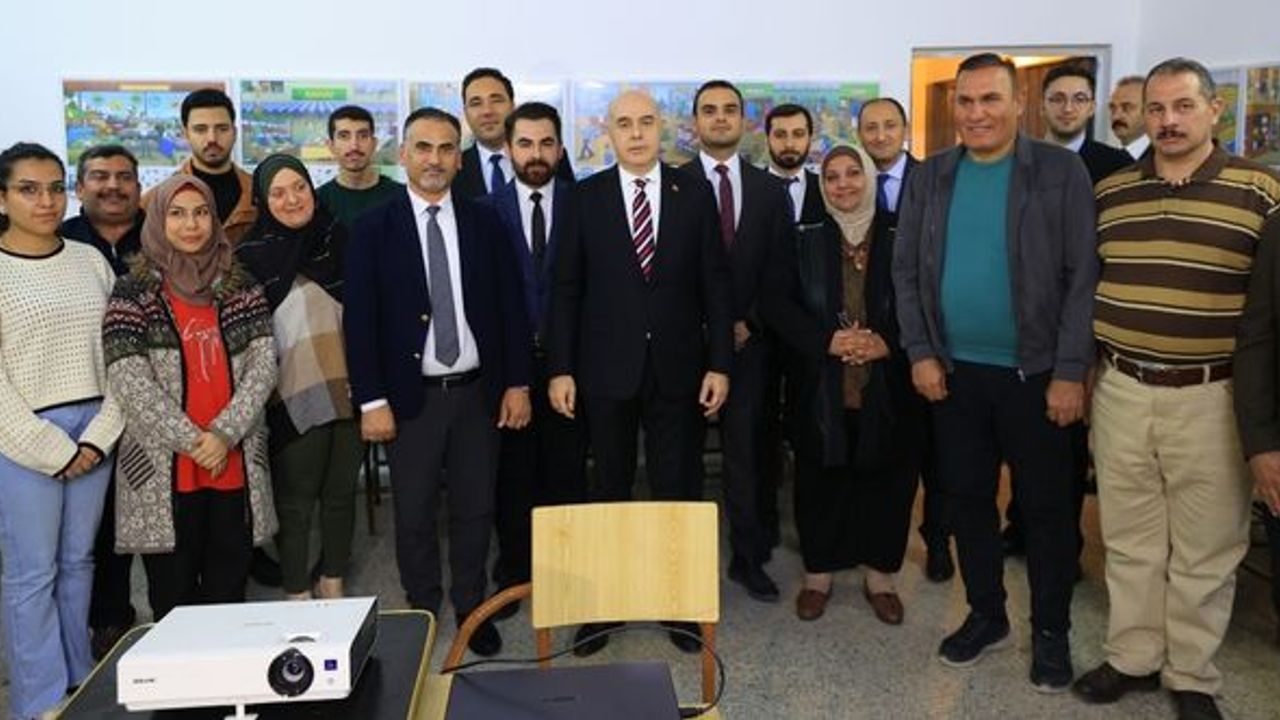 Bağdat Yunus Emre Enstitüsü'nde ilk Türkçe dersi verildi