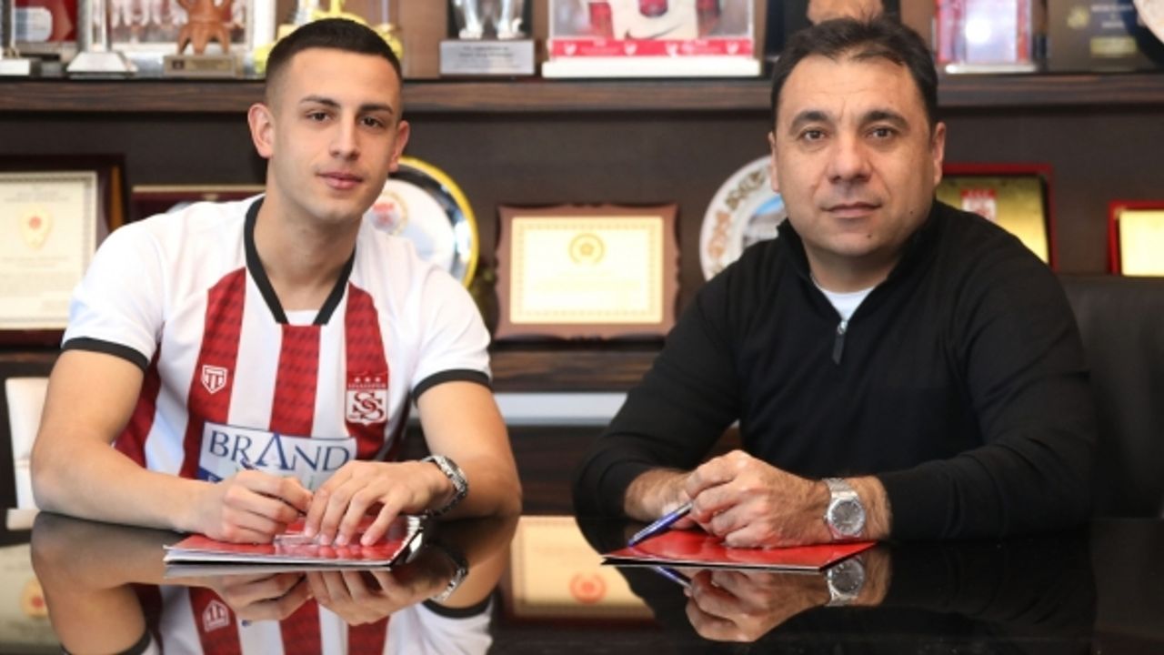 Bartuğ kiralık olarak Sivasspor’da