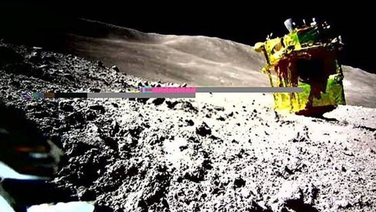 Japonya’dan Ay'a nokta inişi-İlk fotoğraf geldi