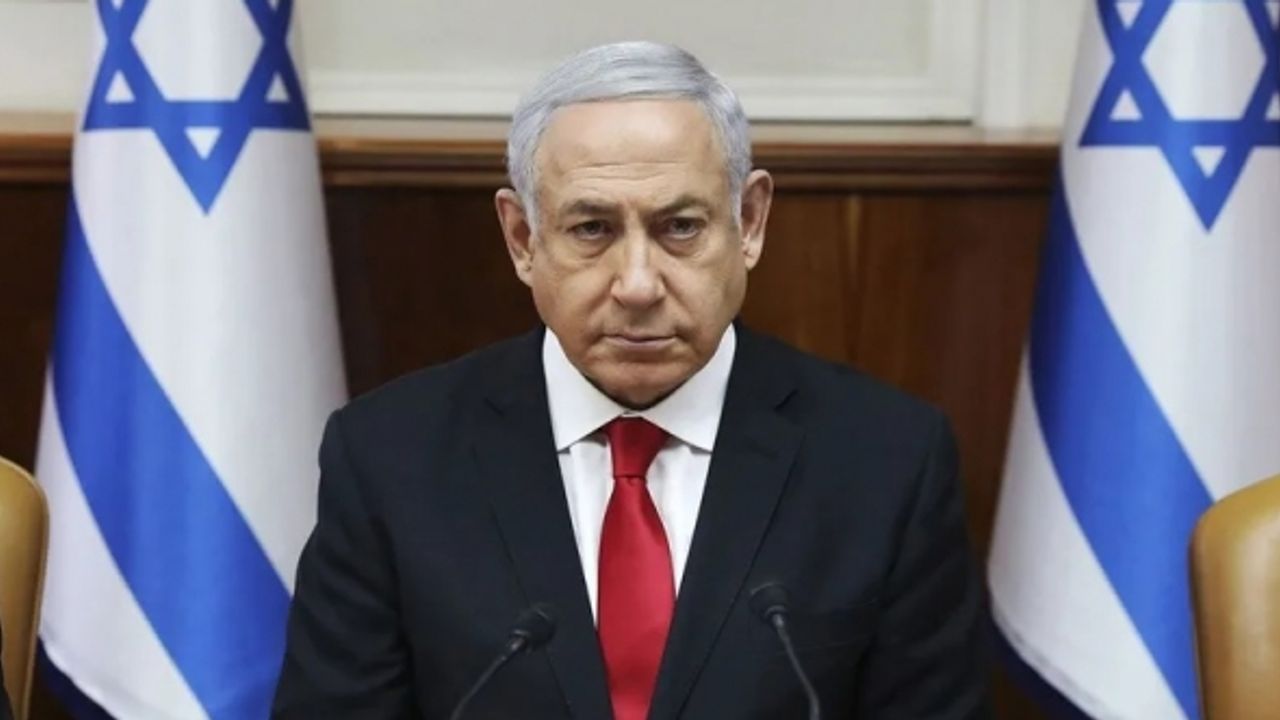 Netanyahu'nun evinin önünde oturma eylemi