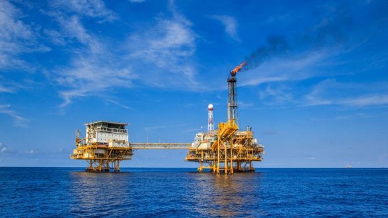 Brent petrolün varil fiyatı 78,06 dolar