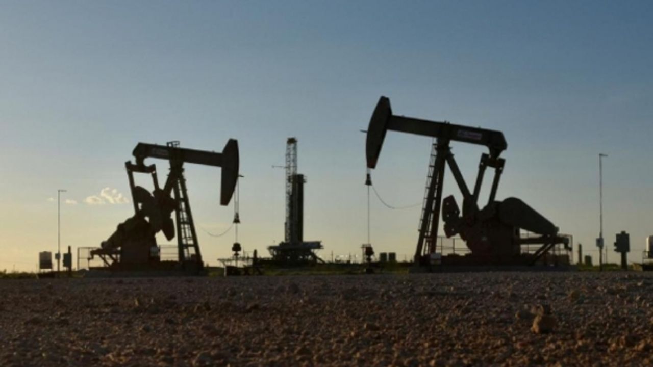Brent petrolün varil fiyatı 81,94 dolar