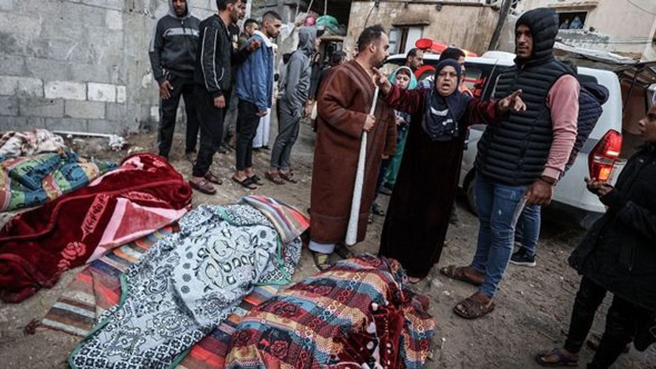 Gazze'de can kaybı 27 bin 947'ye yükseldi