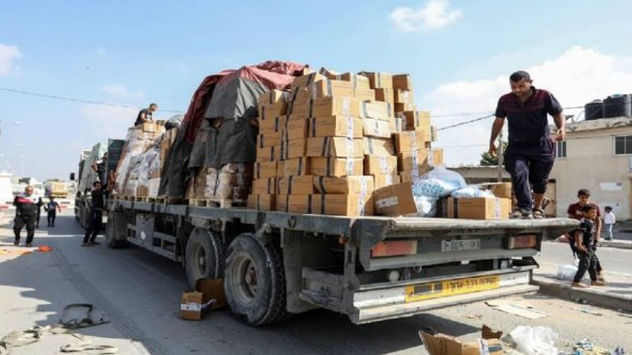 Gazze'ye giren yardımlar yüzde 50 düştü