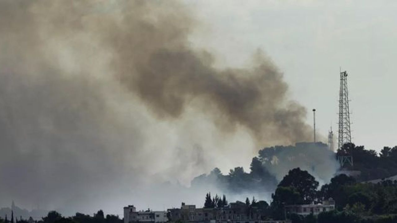 Hizbullah İsrail'in Kiryat Şmona kentine onlarca füze fırlattığını duyurdu