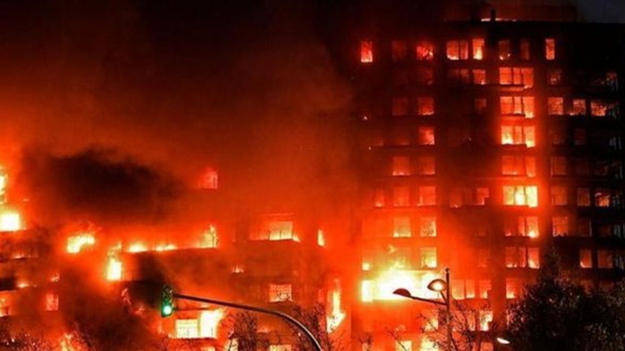 İspanya'da yangın-Can pazarı yaşandı