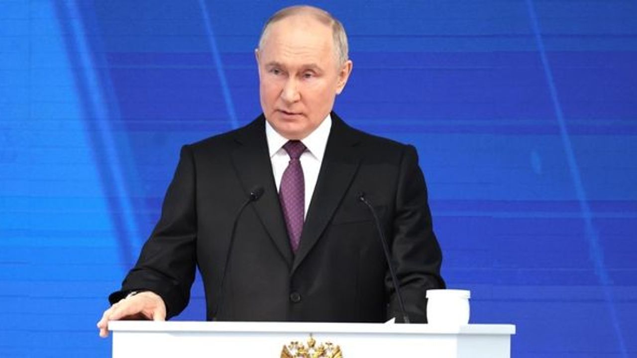 Rus lider Putin'den Batı'ya nükleerli tehdit