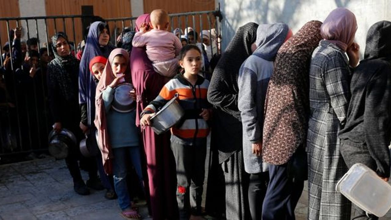 BM: İsrail Gazze’nin kuzeyine gönderilen tüm gıda konvoylarını engelledi