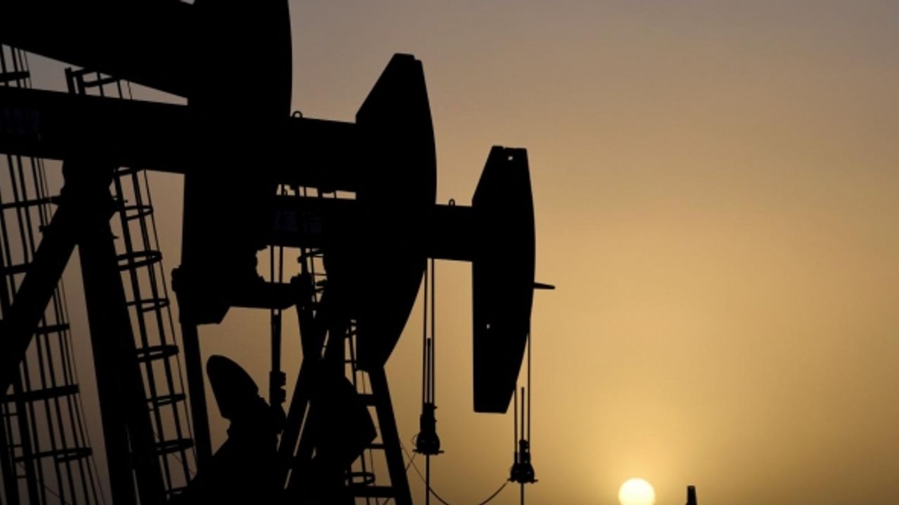 Brent petrolün varil fiyatı 87,28 dolar