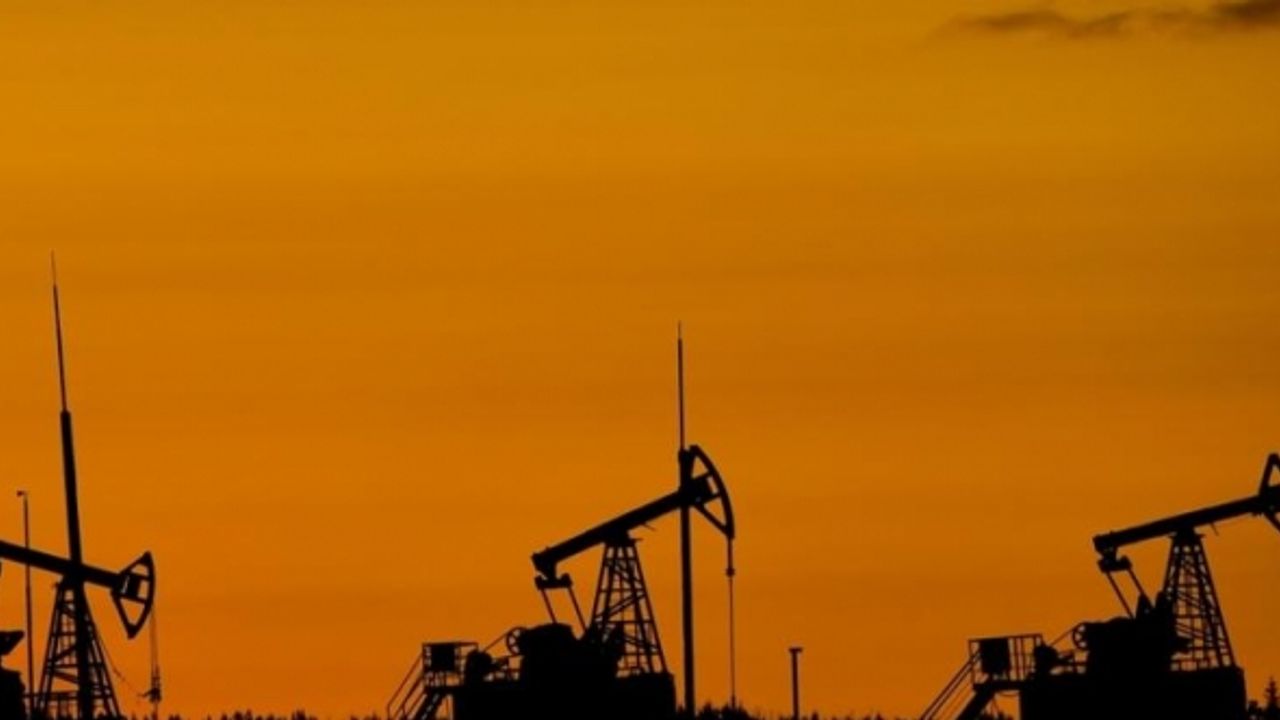Brent petrolün varil fiyatı 90,51 dolar