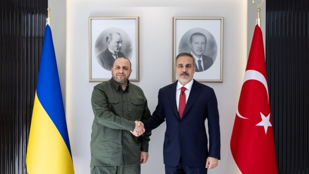 Bakan Fidan, Ukrayna Savunma Bakanı ile görüştü