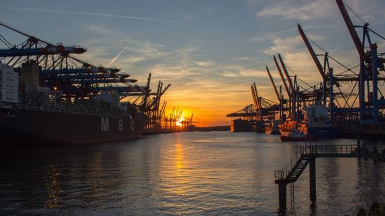 Brent petrolün varil fiyatı 85,59 dolar