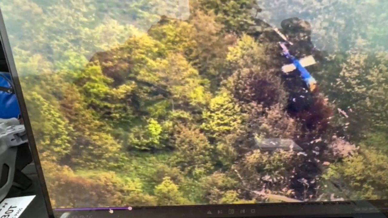IRNA: Cumhurbaşkanı Reisi'nin helikopterinin yeri bulundu