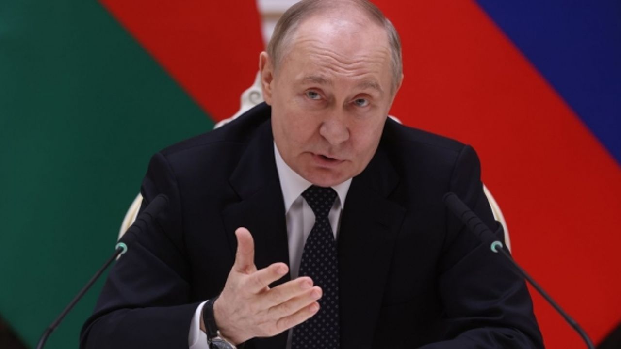 Putin, Zelenskiy'nin görev süresiyle ilgili konuştu