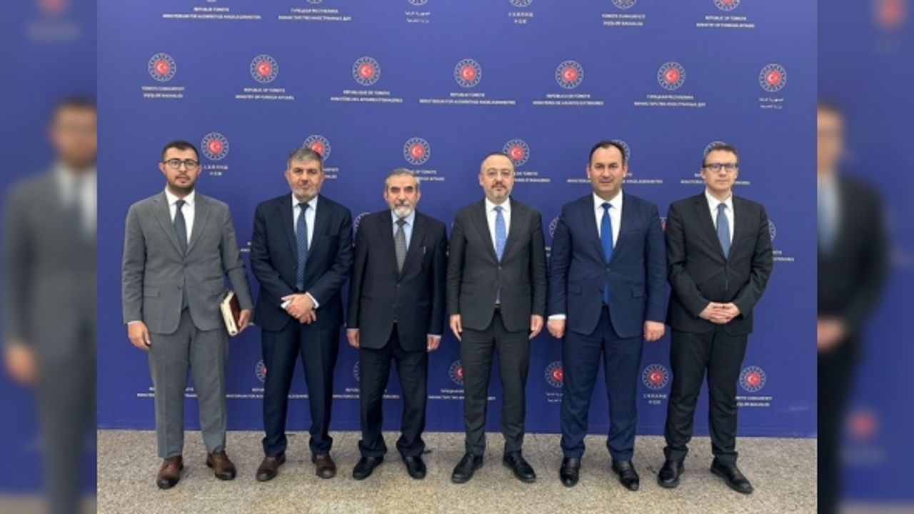 Yekgirtu Genel Sekreteri ile Türkiye Dışişleri Bakan Yardımcısı görüştü