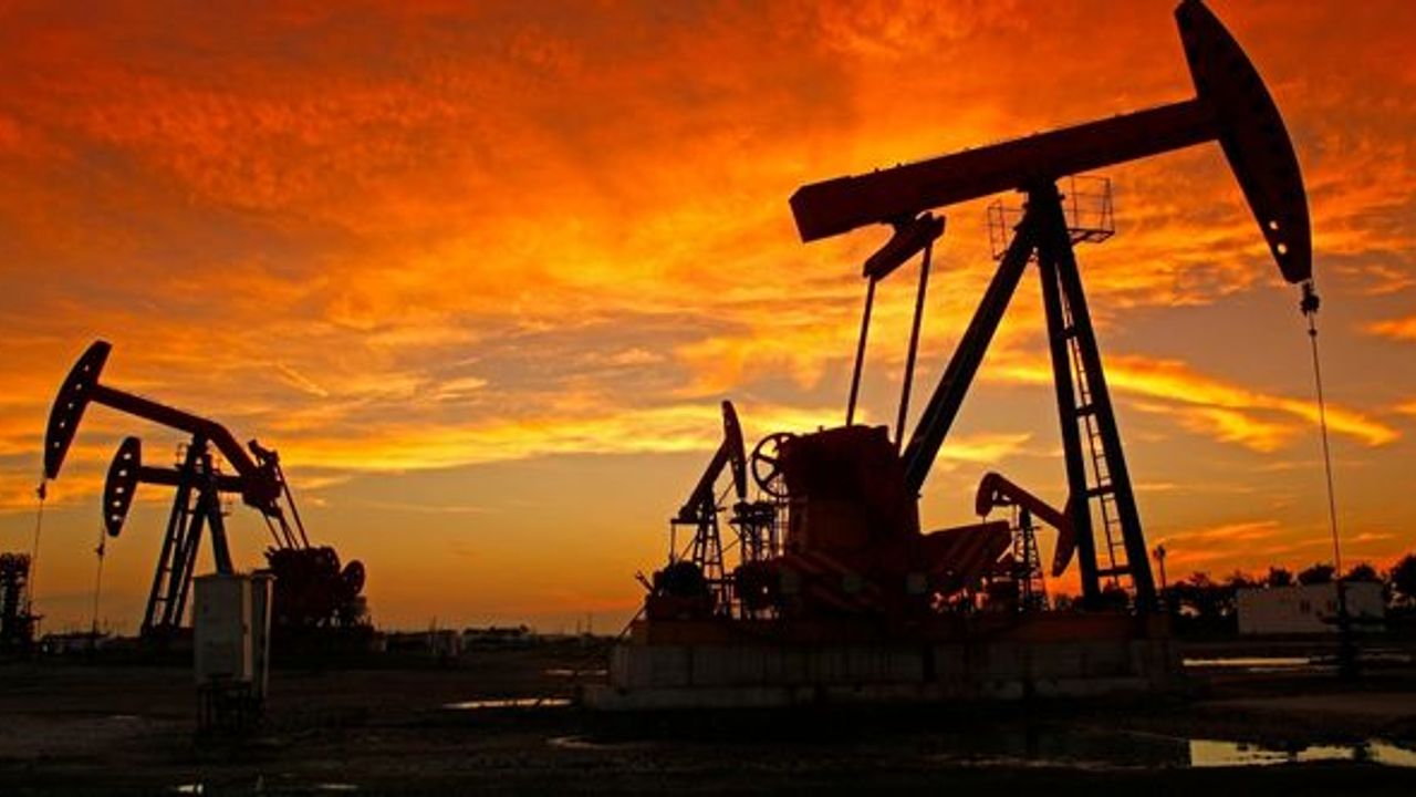 Brent petrolün varil fiyatı 85,16 dolar