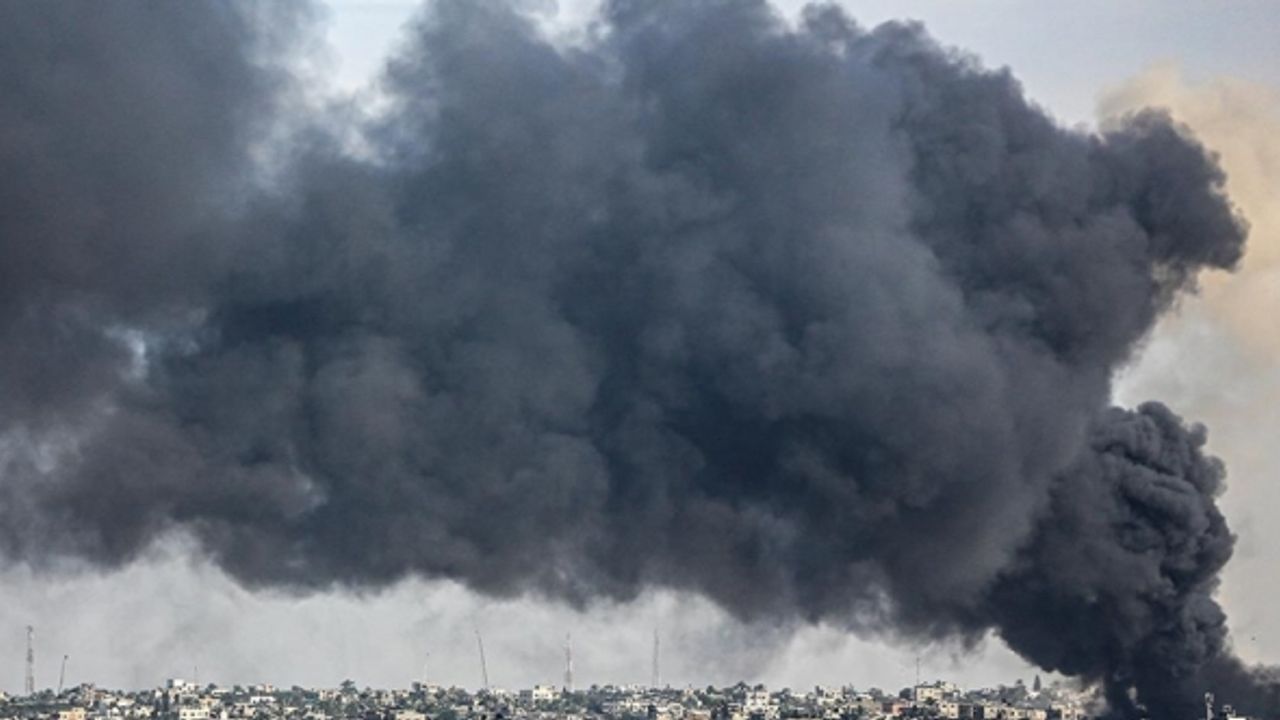 İsrail'in Gazze ve Refah kentine saldırıları 240'ıncı gününde devam ediyor