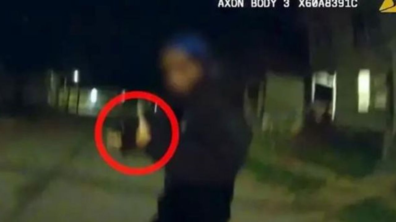 Polise sahte silah doğrultan 13 yaşındaki çocuğun öldürülmesi tepkilere yol açtı