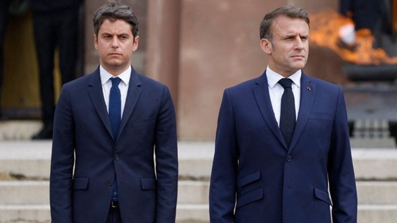 Macron, istifasını sunan başbakanın görevine devam etmesini istedi