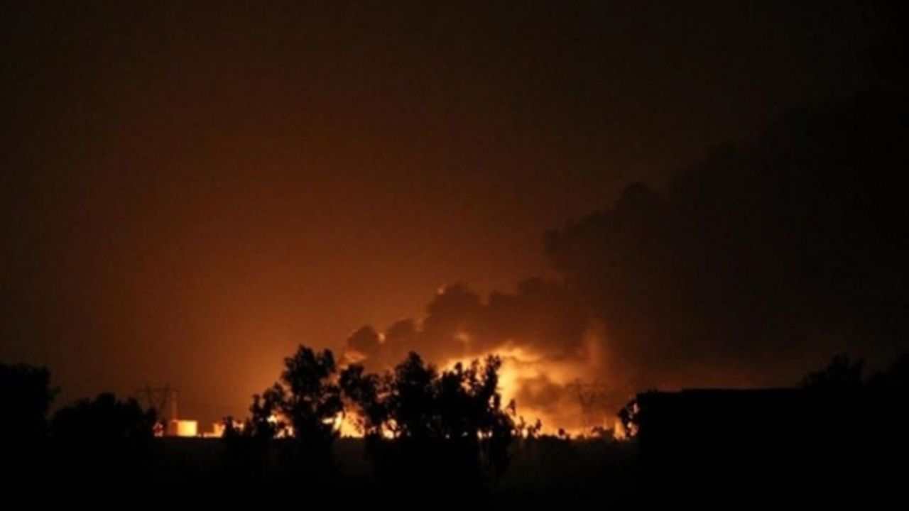 Ukrayna: Rusya'nın Kursk bölgesindeki petrol depolama tesisini vurduk