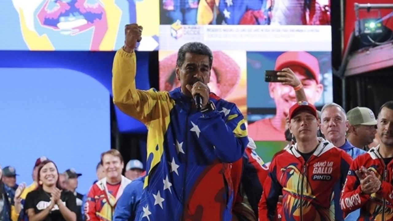 AB Venezuela'da seçim sonuçlarını tanımadı