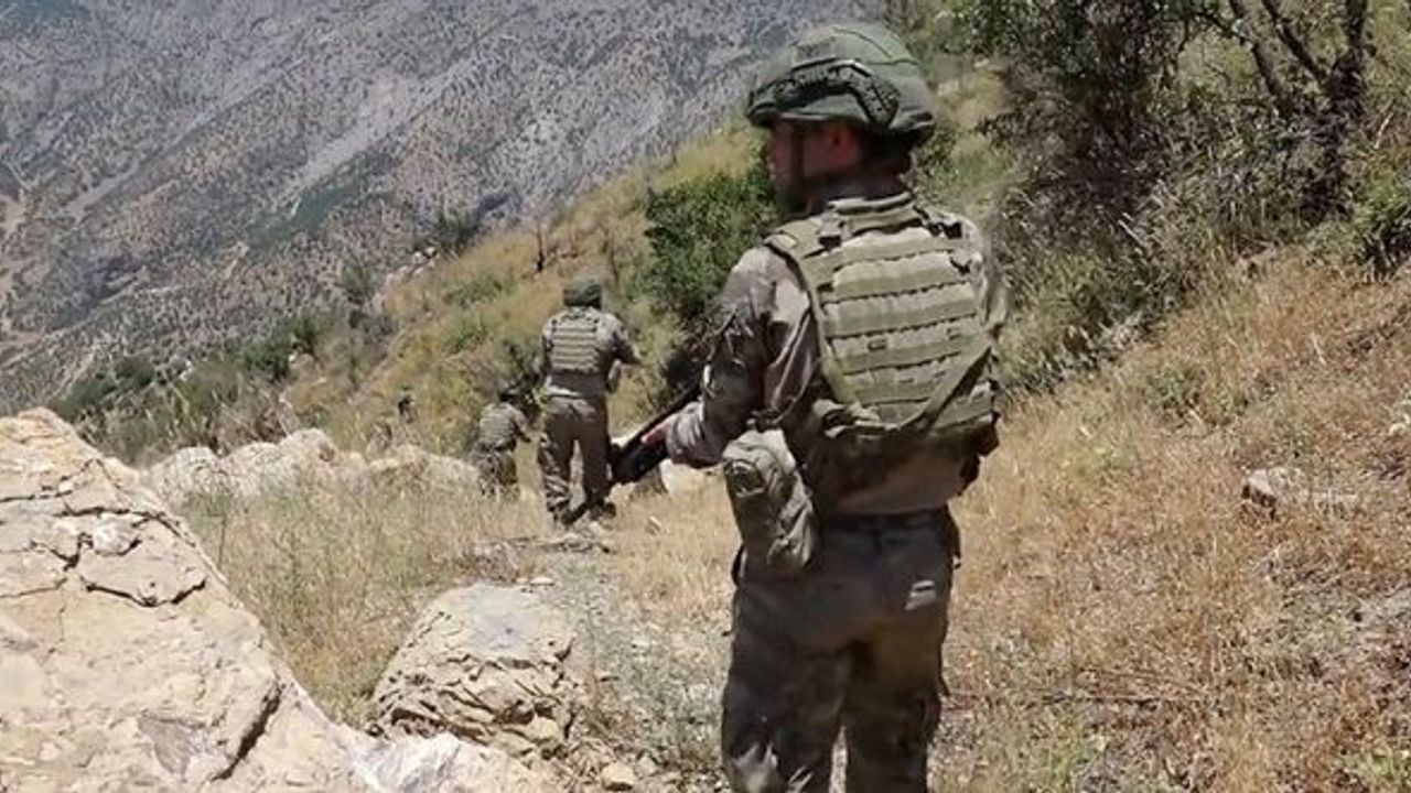 Hakurk, Asos, Gara ve Metina'da 16 terörist etkisiz hale getirildi