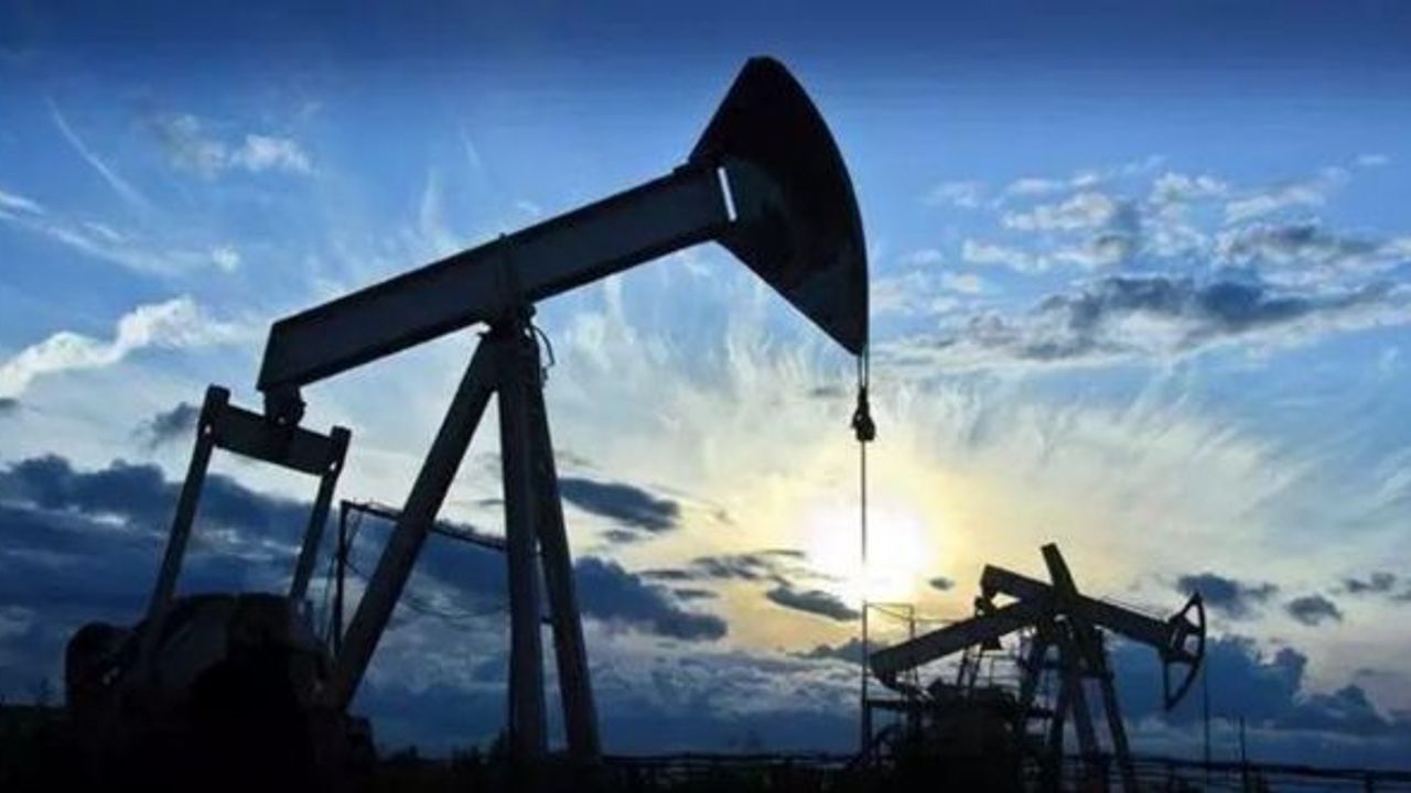 Brent petrolün varil fiyatı 71,96 dolar