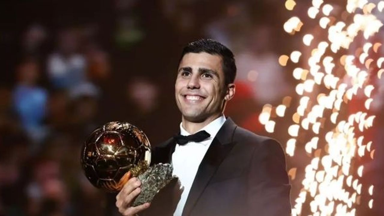 Ballon d'Or ödülünü, İspanyol futbolcu Rodri kazandı