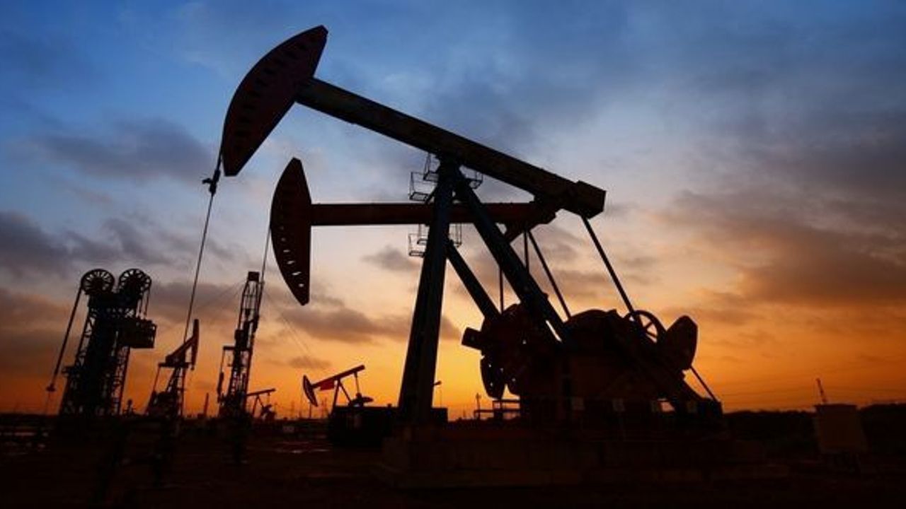 Brent petrolün varil fiyatı 71,67 dolar