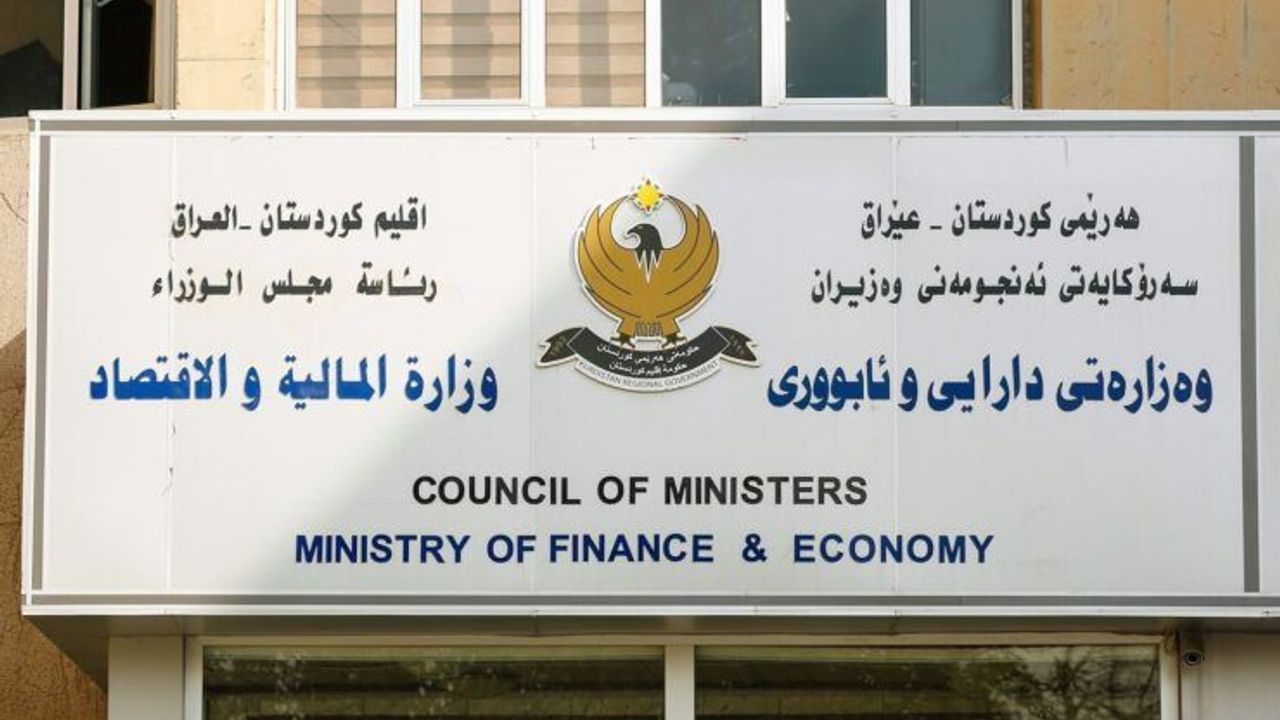 KRG Finance Ministry Says Baghdad Sent May Salary Funds Short by 80 Billion Dina