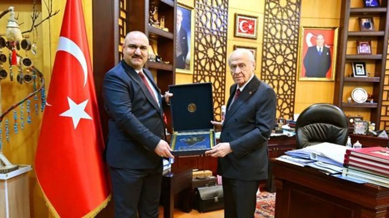 Bahceli ile Aga Görüştü