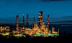 Brent petrolün varil fiyatı 81,66 dolar