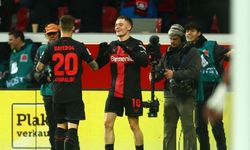 Bayer Leverkusen 3 puanı 3 golle aldı