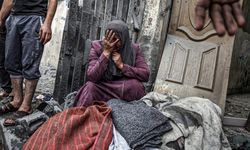 İsrail'in Gazze'ye düzenlediği saldırılarda can kaybı 21 bin 110'a çıktı